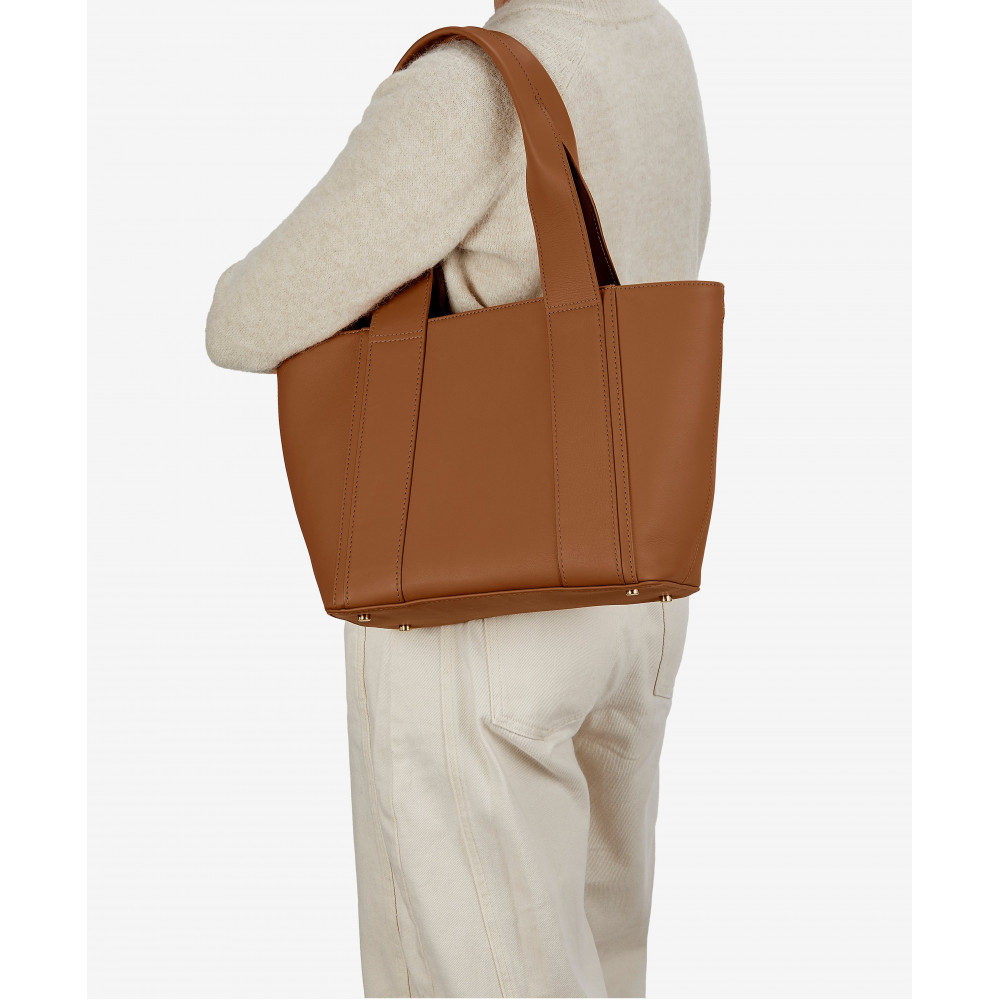 Esmeralda Tote
