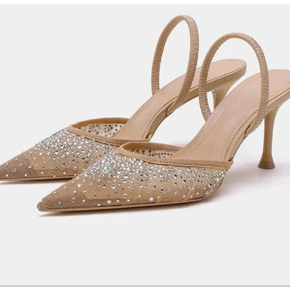 Logro Heels