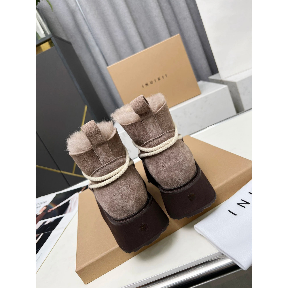 Chic Boots