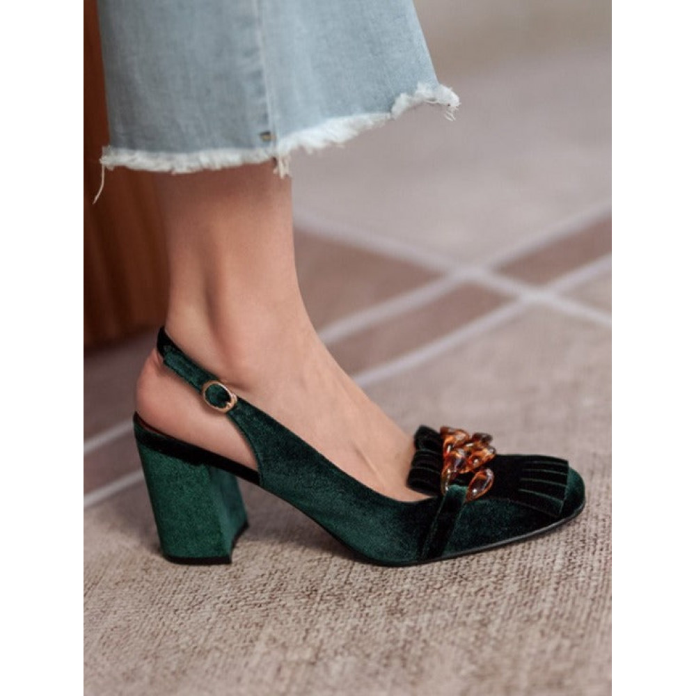 Pixie Chic Sandals